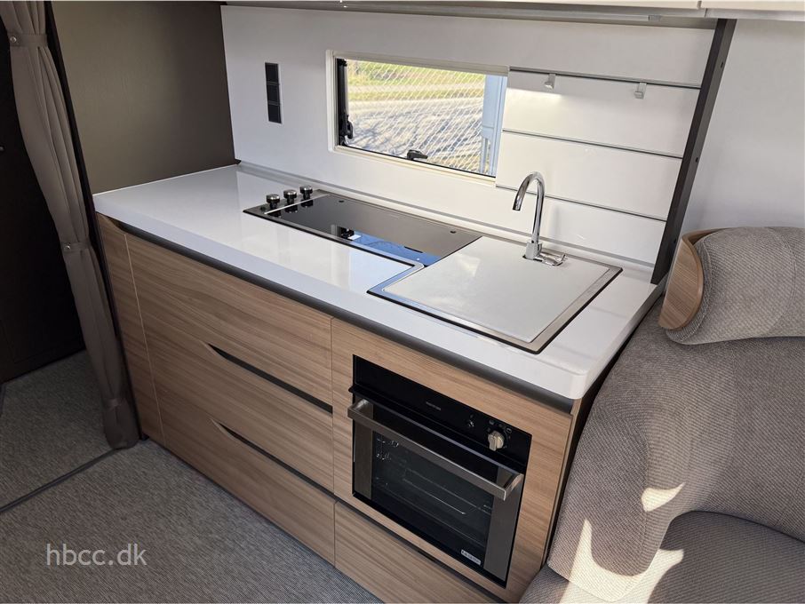 Adria Alpina 583 LP